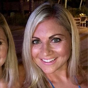 Meet your Posher, Alycia